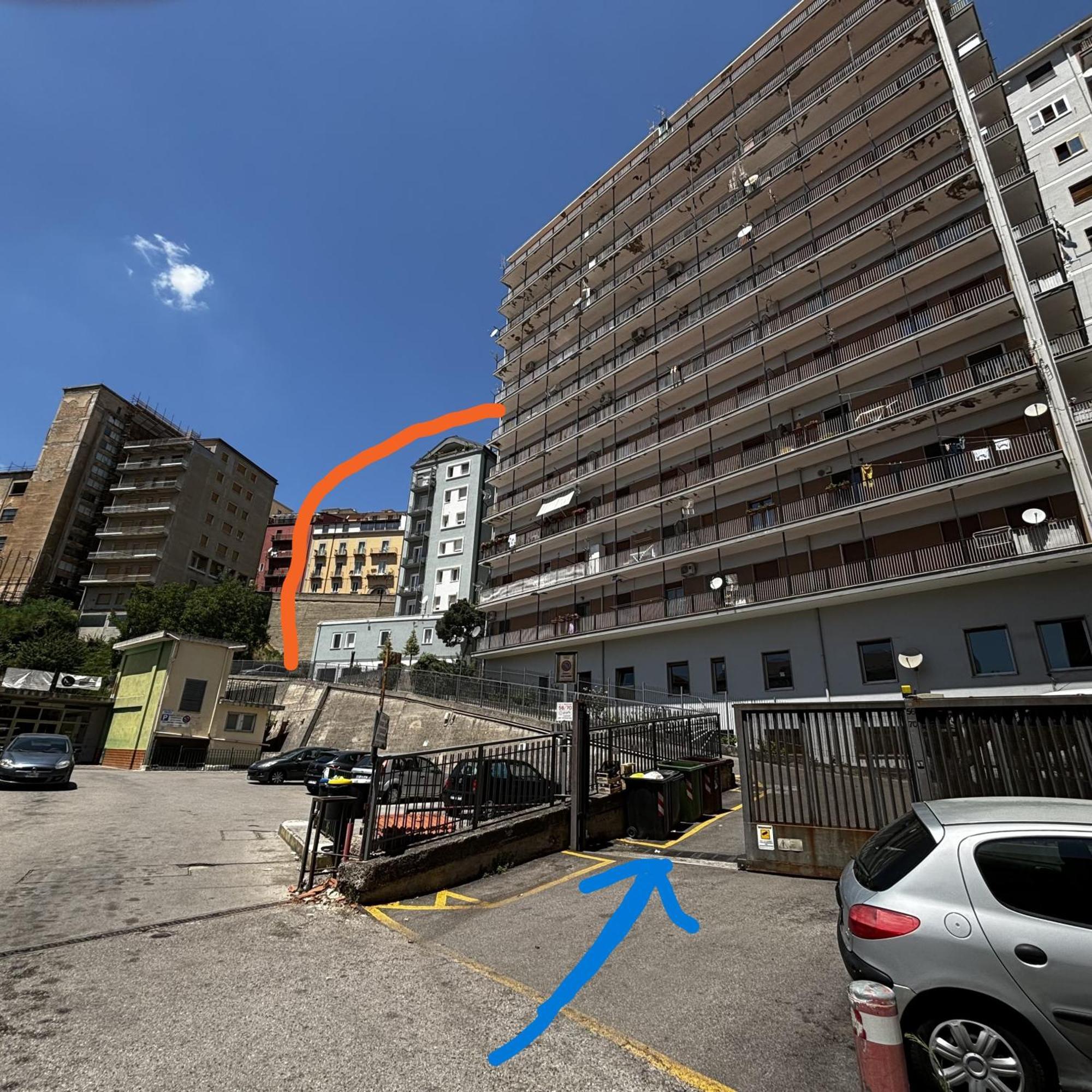 Room & Parking In Centro Citta Con Parcheggio Privato E Wifi Potenza Ngoại thất bức ảnh